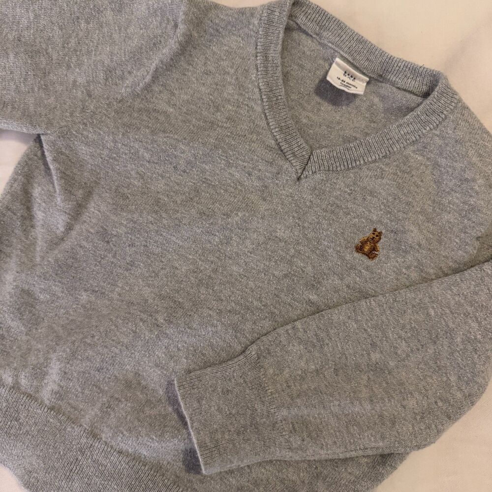 Baby Gap 100% Cotton V Neck Gray Long Sleeve Sweater Bear Embroidered 18-24mo